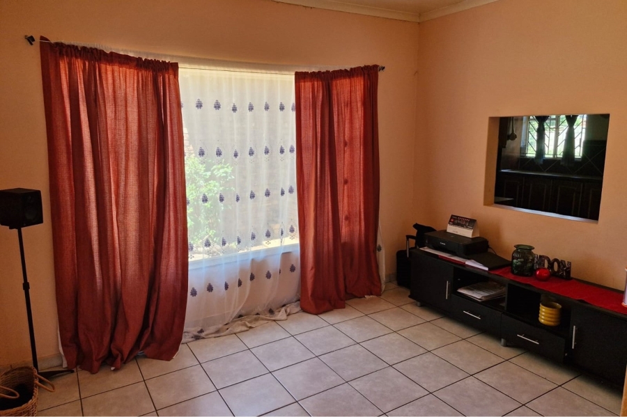 3 Bedroom Property for Sale in Meiringspark North West